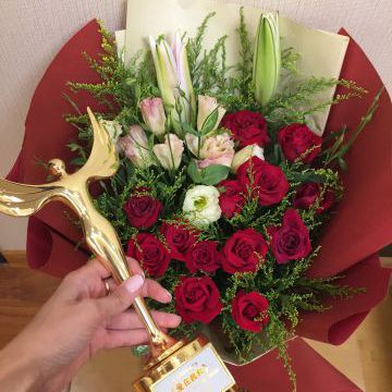 Ksenia received state award for a «爱在政和» song